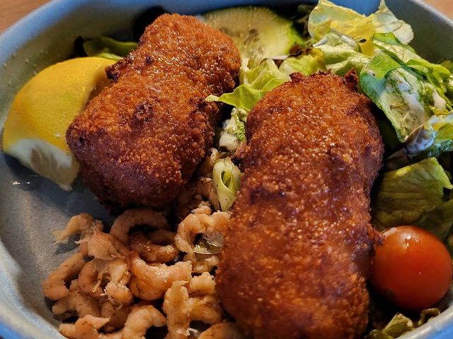 Dining Room IMG_1199.jpeg